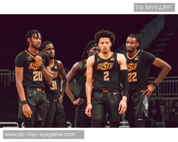 火箭队在联盟前五关键时刻的防守与进攻失衡分析